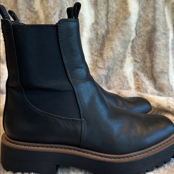 Sam Edelman Laguna Chelsea boot - Picture 7 of 8